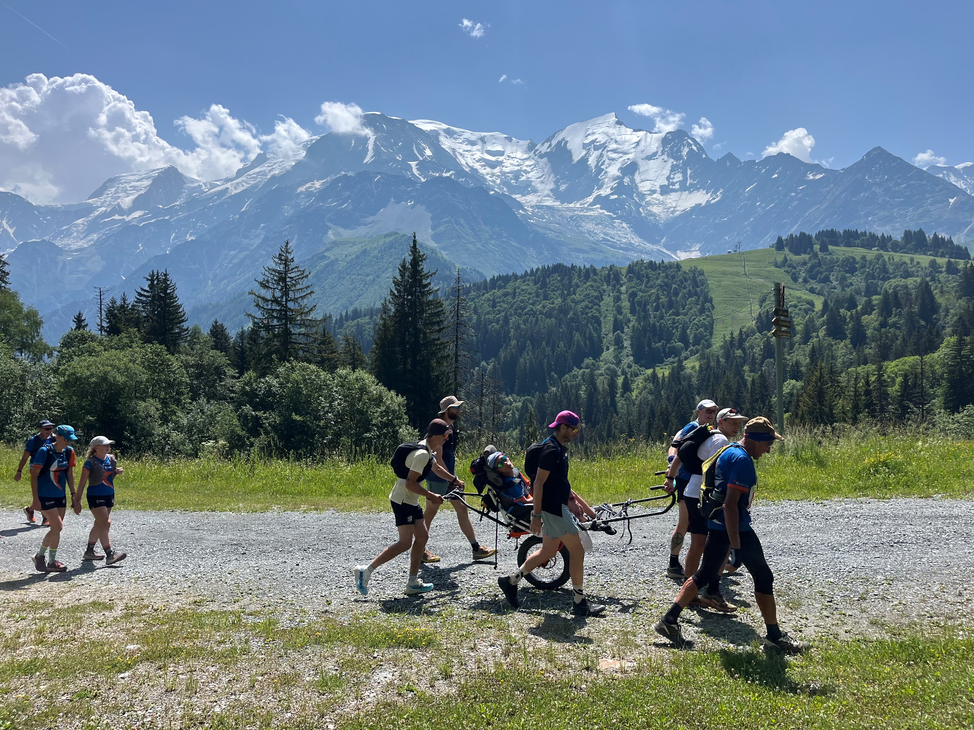 Tour du Mont-Blanc — Jour 1 — Les Houches → Les Contamines